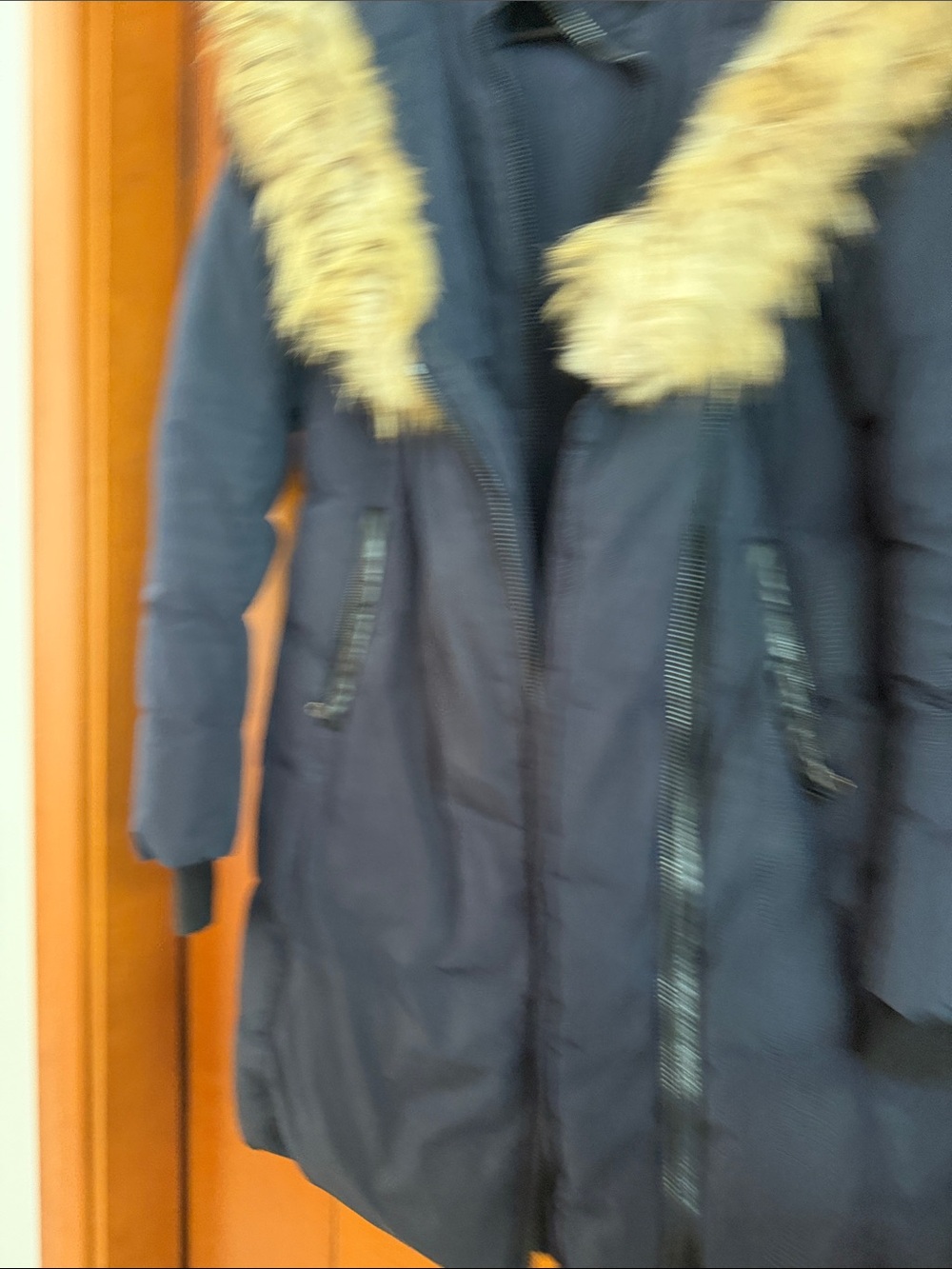 Women's Navy Faux-Fur Trim Puffer Coat
